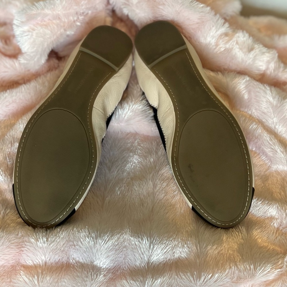 Banana Republic Aida Black and Ivory Blush Leather Ballerina flats, Size 8.5 - Picture 2 of 2
